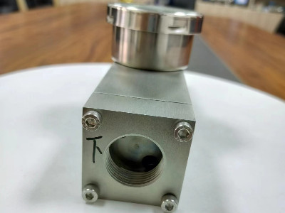 上進(jìn)下出型金屬管轉(zhuǎn)子流量計(jì) 上進(jìn)下出型金屬管轉(zhuǎn)子流量計(jì)